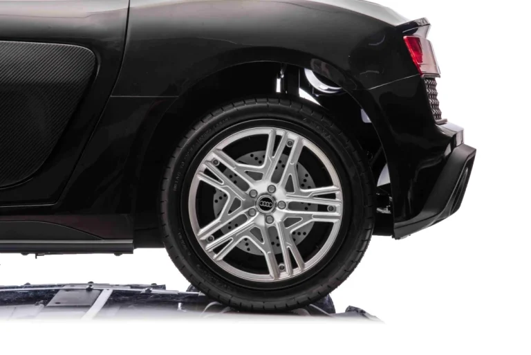 Audi Spyder R8 Lift Strong Na Akumulator, Crni 25