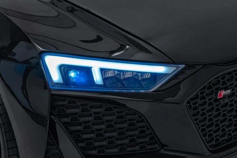 Audi Spyder R8 Lift Strong Na Akumulator, Crni 40