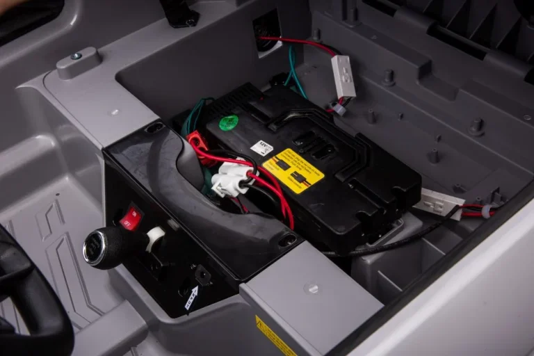 Automobil Na Baterije Js3168 Siva Auto Na Akumulator 8