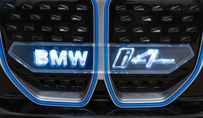Bmw I4 Dječji Automobil Na Baterije, Crveni + Spori Start + Eva + Eko Koža + Audio Led, Crvena 18