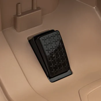 Bmw I4 Automobil Na Akumulator, Zlatni 13