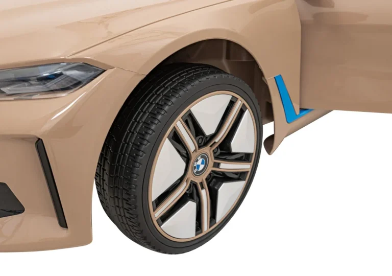 Bmw I4 Automobil Na Akumulator, Zlatni 16