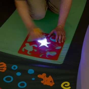 Bazen Doodle Glow 280x157x46cm Bestway 6