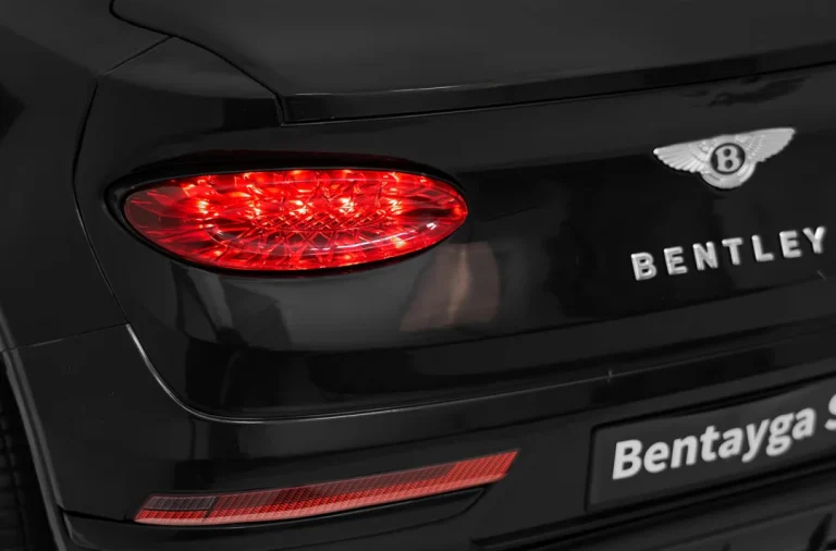 Bentley Bentayga S Crni Auto Na Akumulator 26