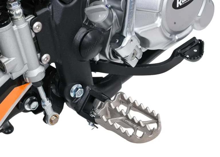 Benzinski Motor Titan 300cc Narančasti 28