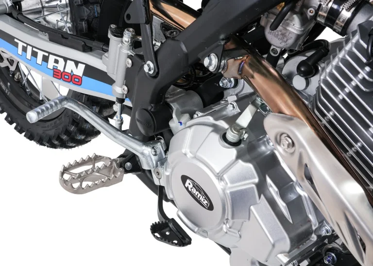 Benzinski Motor Titan 300cc Plavi 12