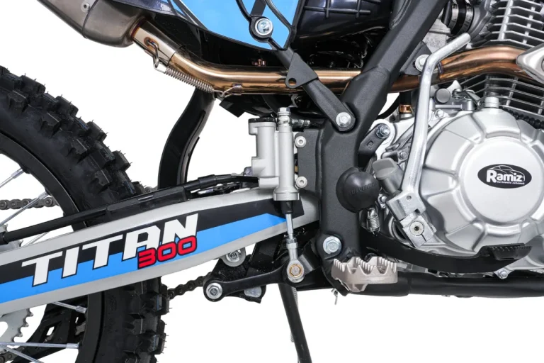 Benzinski Motor Titan 300cc Plavi 23