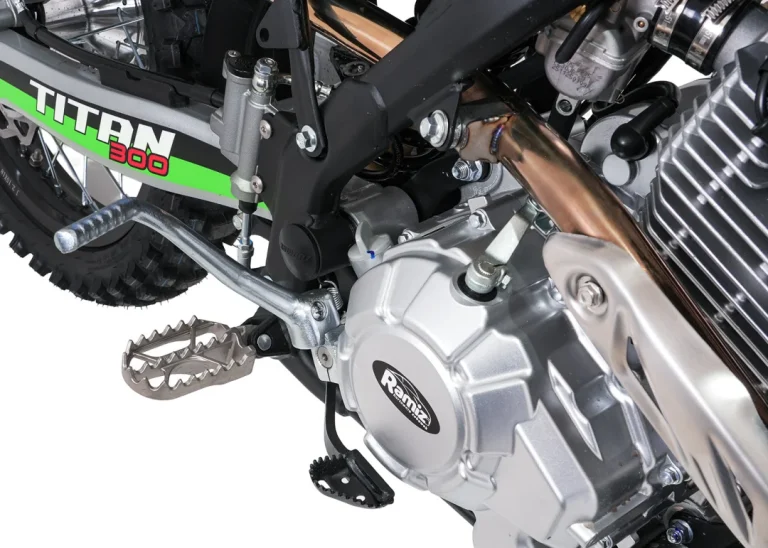 Benzinski Motor Titan 300cc Zeleni 23