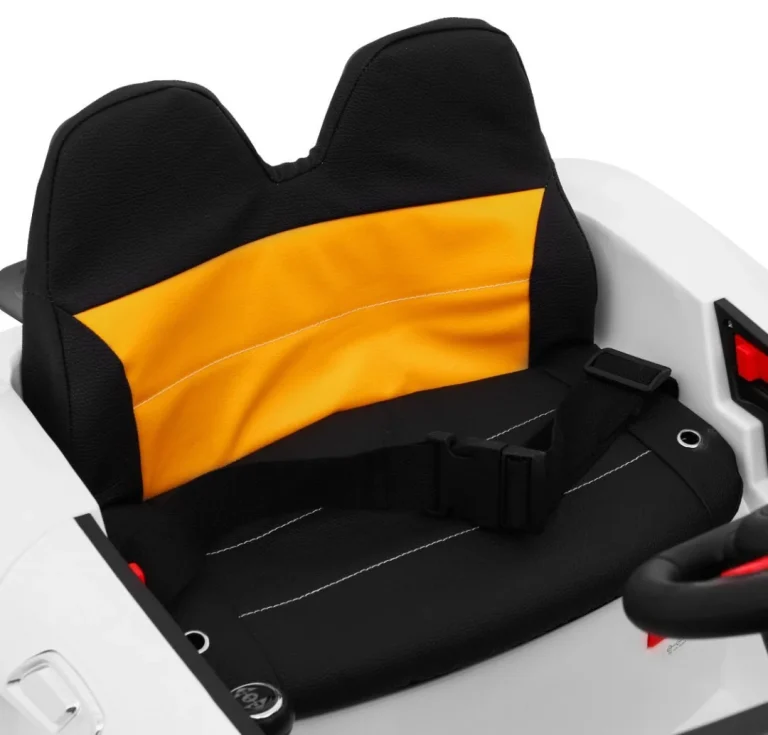 Bijelo Vozilo Roadster 9