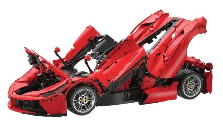 Cada Master Viva Hypercar 4739 Dijelova 1:8 14+ 3