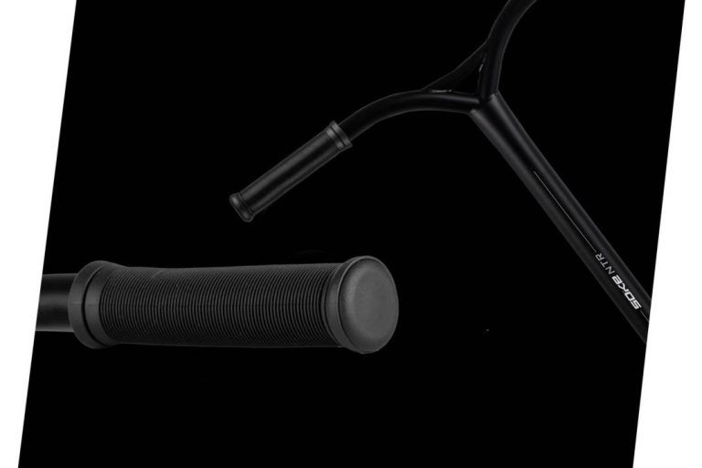 Crne Ručke Za Romobil Soke G3 142 Mm, 2 Kom 2