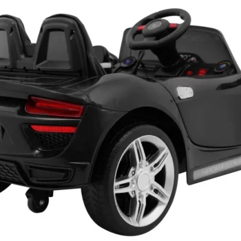 Crni Roadster, Crna 8