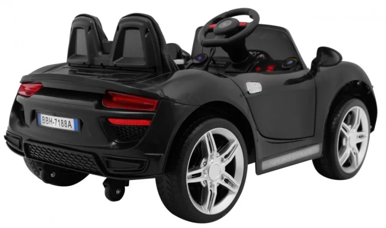 Crni Roadster, Crna 8