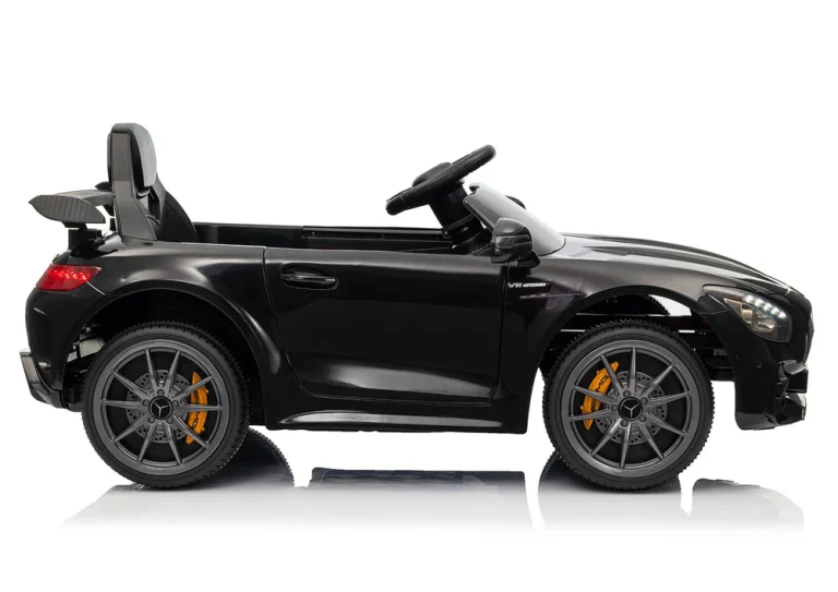 Crni Automobil Na Baterije Mercedes Gtr 4