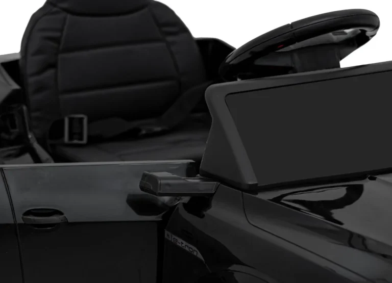 Crno Vozilo Audi Sq8 25