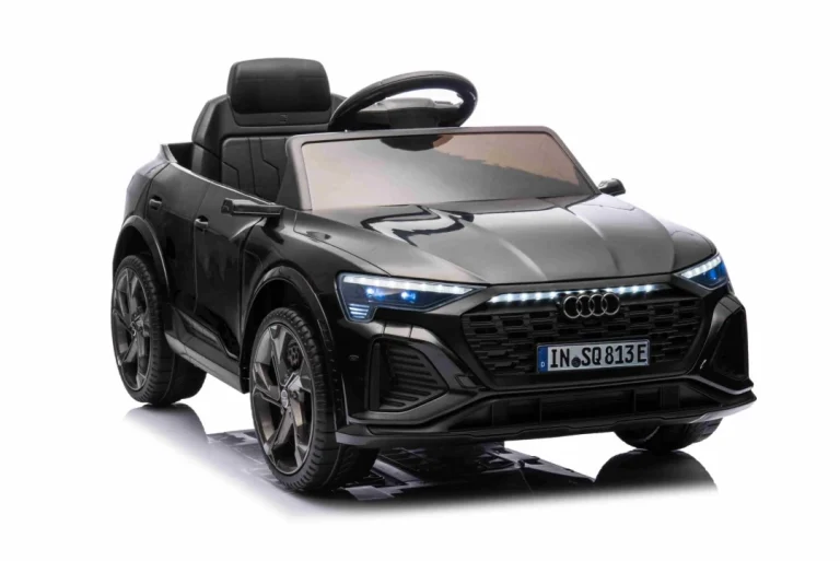 Crno Vozilo Audi Sq8 7
