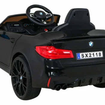 Crno Vozilo Bmw Drift M5 5