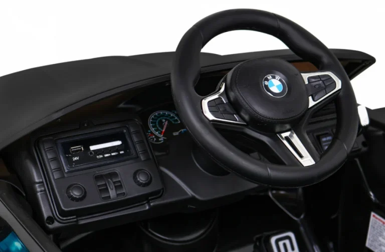 Crno Vozilo Bmw Drift M5 6