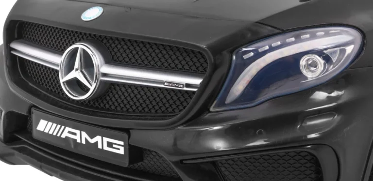 Crno Vozilo Mercedes Amg Gla 45 13
