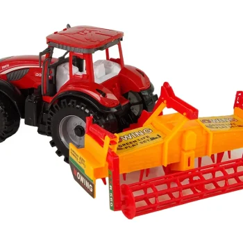 Crveni Traktor S Narančastim Pogonom Kultivatora 3