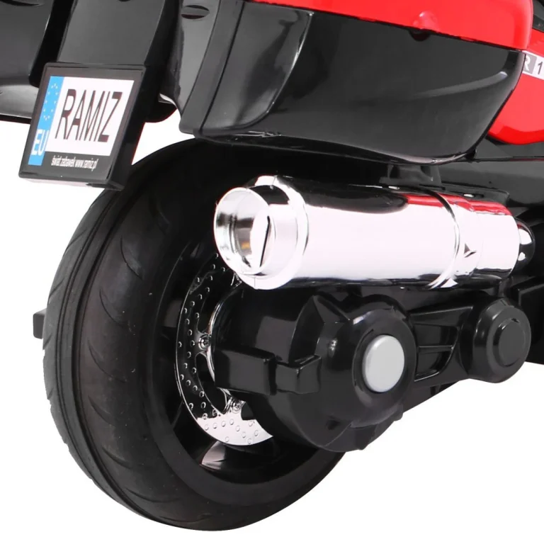 Crveni Trkački Motor, Crvena Motor Na Akumulator 16