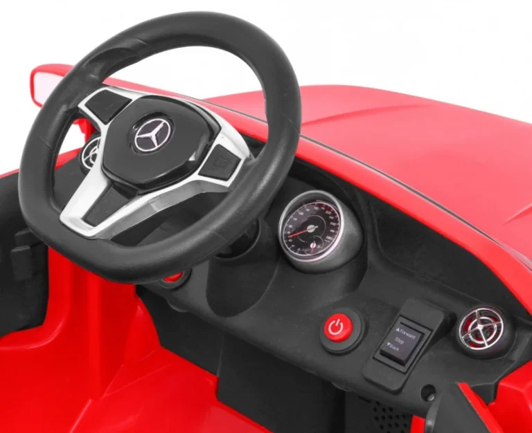 Crveno Vozilo Mercedes Amg Gla 45 10
