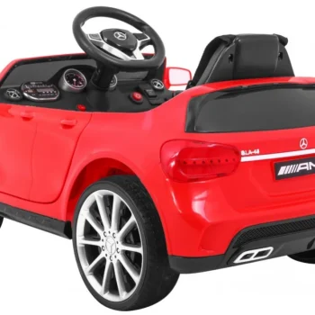 Crveno Vozilo Mercedes Amg Gla 45 5