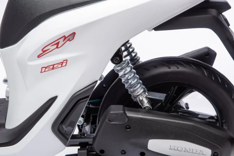 Dječji Električni Skuter Honda Sh125i Bijeli Motor Na Akumulator 29