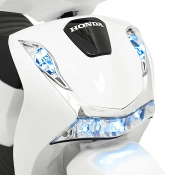 Dječji Električni Skuter Honda Sh125i Bijeli Motor Na Akumulator 40