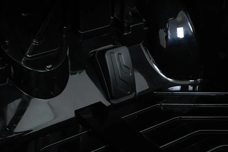 Dodge Durango Crni Auto Na Akumulator 27