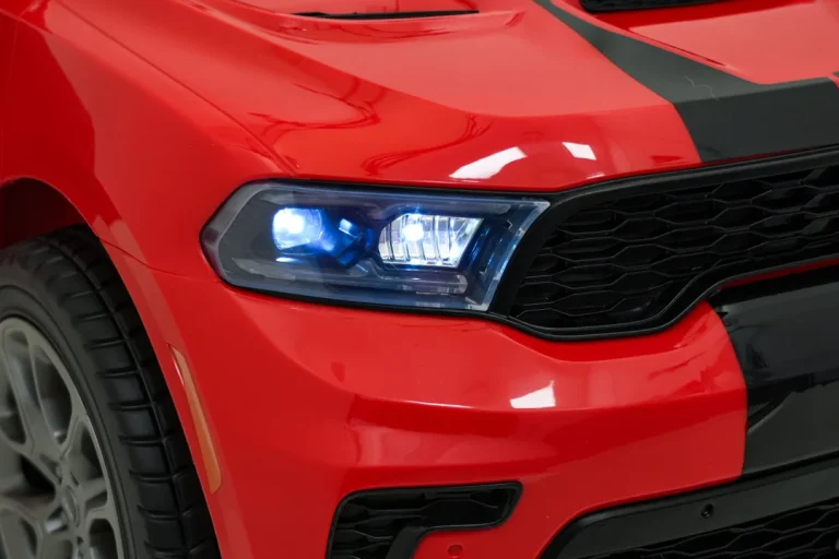 Dodge Durango Crveni Auto Na Akumulator 26