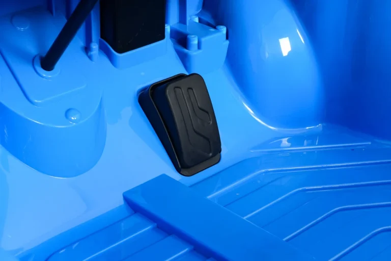 Dodge Durango Plavi Auto Na Akumulator 29