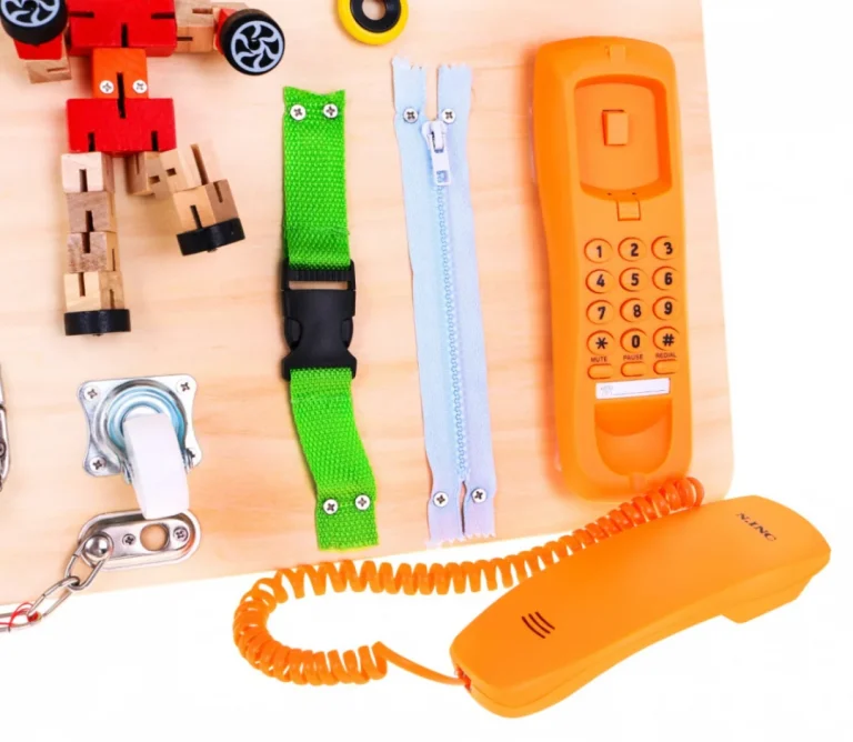 Drvena Manipulativna Ploča Za Djecu 3+ 7