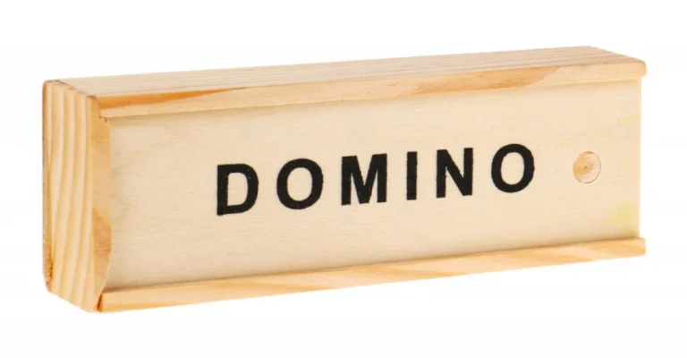 Drvene Domine Za Odrasle I Djecu 3+. Stolna Igra Za Vještine Opažanja 3
