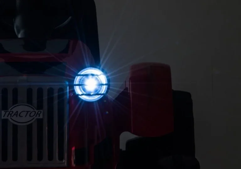 Električni Traktor Za Vožnju Ch9959 Crveni Auto Na Akumulator 12