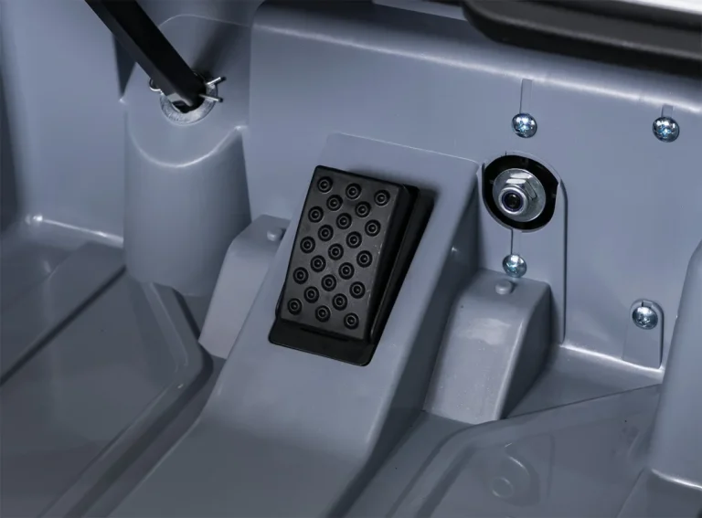 Ford Gt Sivo Vozilo Auto Na Akumulator 24
