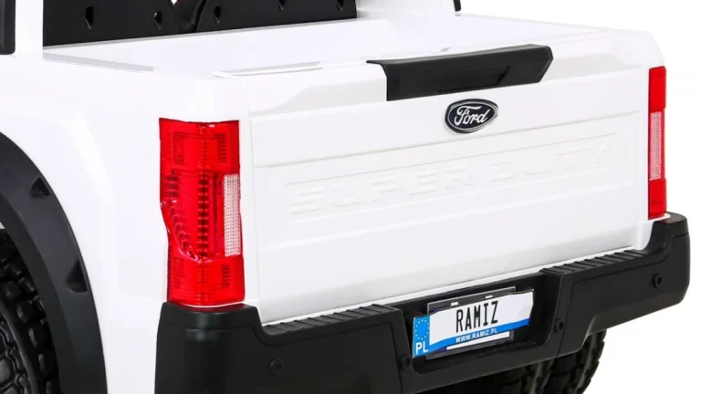 Ford Super Duty Bijeli Kamionet, Bijela 13
