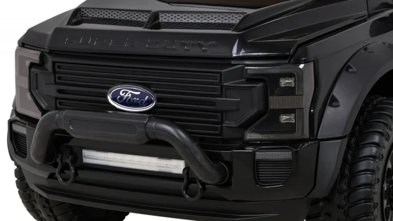 Ford Super Duty Crni Kamionet, Crna 12