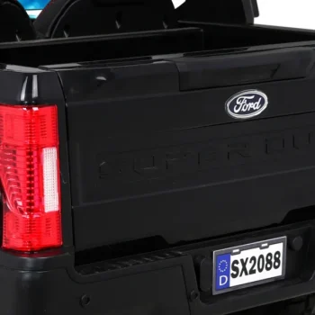 Ford Super Duty Crni Kamionet, Crna 13