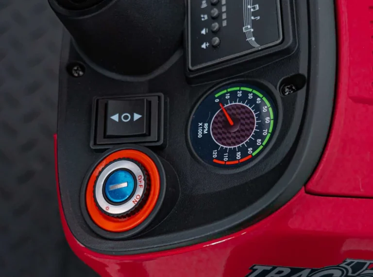 Grow 1804 Traktor Na Akumulator Crveni 15