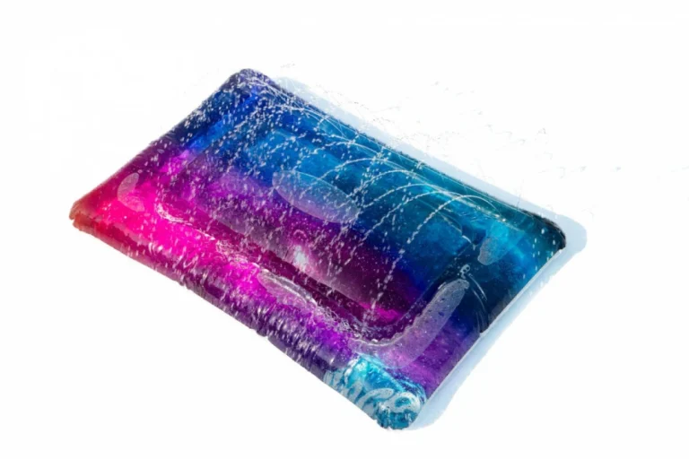 Galaktička Vodena Prostirka Za Djecu 130x90cm Bestway + Vodeni Raspršivač 1