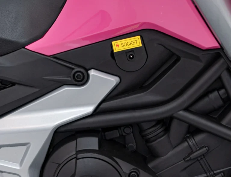 Honda Nc750x Ružičasti Motocikl Motor Na Akumulator 14