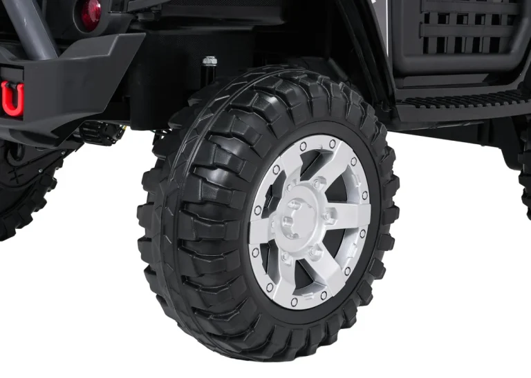 Jeep Beast 4x4 Crni Auto Na Akumulator 23