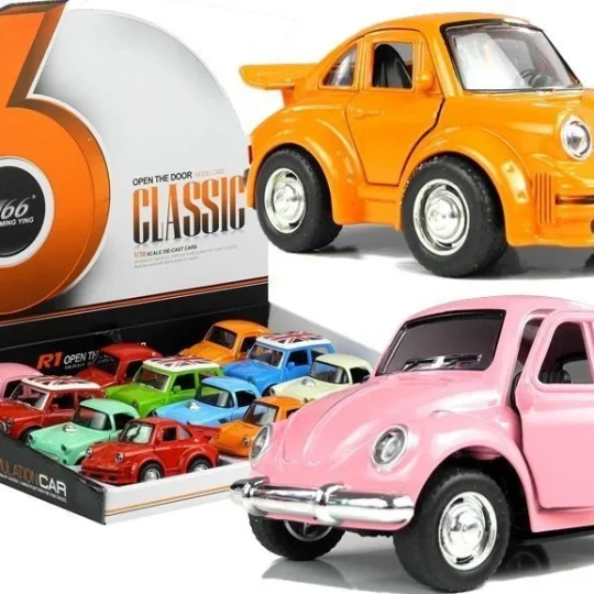 Klasični Automobil Metalnog Vozila S Miješanim Zvukom 1