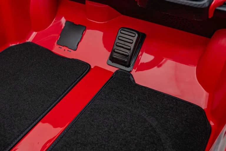 Lamborghini Revuelto Xl Vozilo, Crveno 25