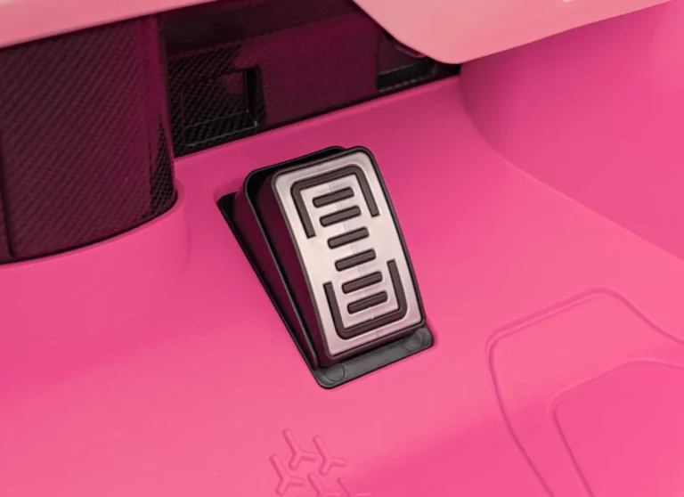 Lamborghini Sian Ružičasto Vozilo S Mjestom Za Roditelja 24
