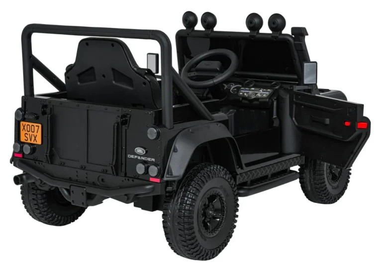 Land Rover Defender 110 Svx, Crni 10