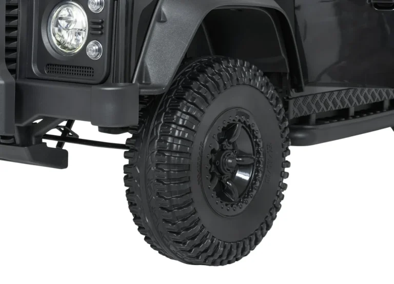 Land Rover Defender 110 Svx, Crni 22