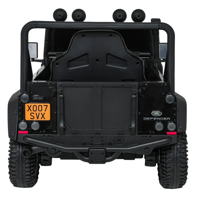 Land Rover Defender 110 Svx, Crni 9