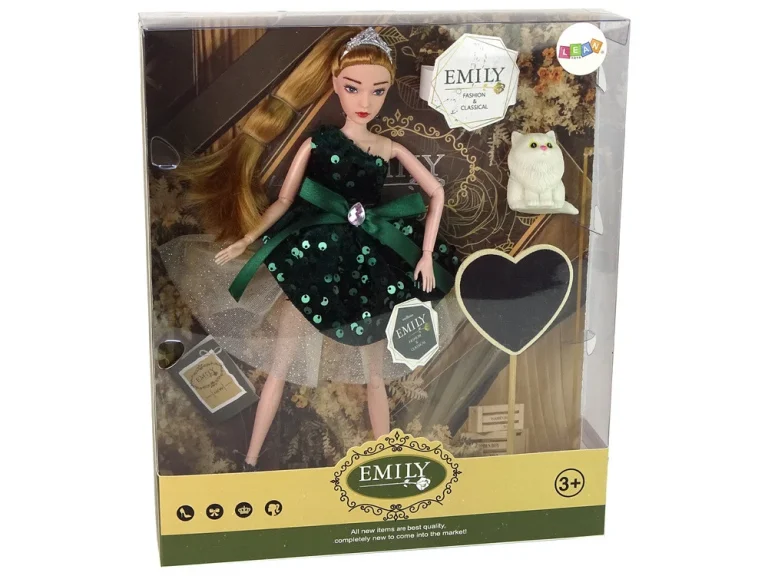Lutka Emily Plavuša S Mačetom I Drvenim Srcem 5